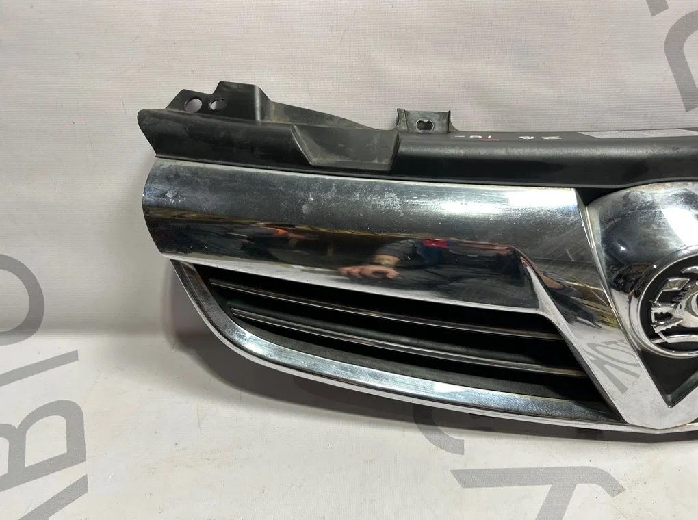Решетка радиатора Opel Zafira B 2005-2012 - миниатюра 3