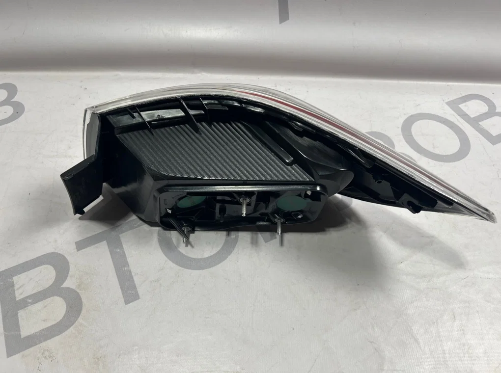 Фонарь задний левый наружный Mazda 3 2 BL - миниатюра 6