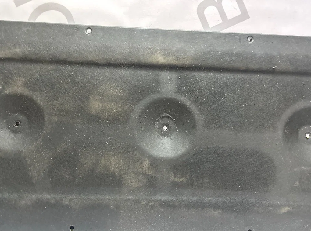 Шумоизоляция капота Hyundai Santa Fe 3 2012-2018 - миниатюра 3