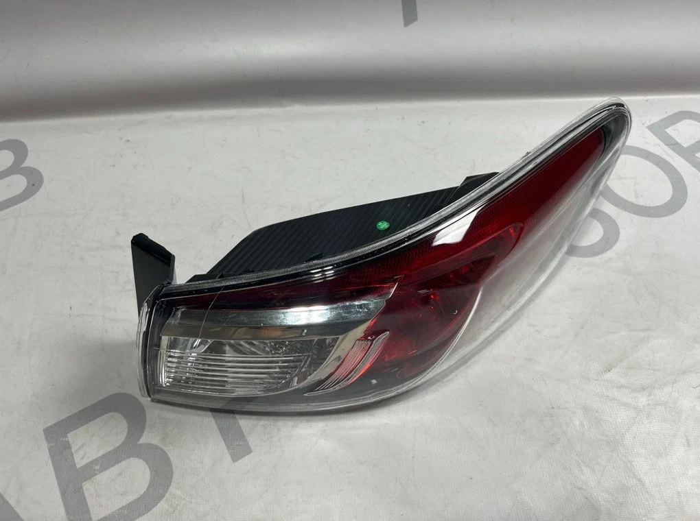 Фонарь задний правый наружный Mazda 3 2 BL - миниатюра 3