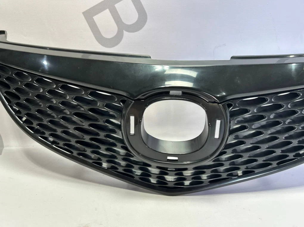 Решетка радиатора Mazda 3 BK 2003-2006 - миниатюра 4