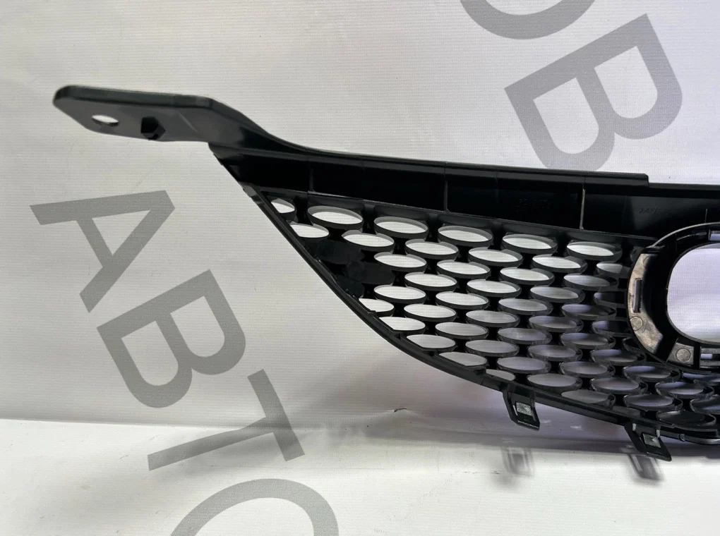 Решетка радиатора Mazda 3 BK 2003-2006 - миниатюра 7
