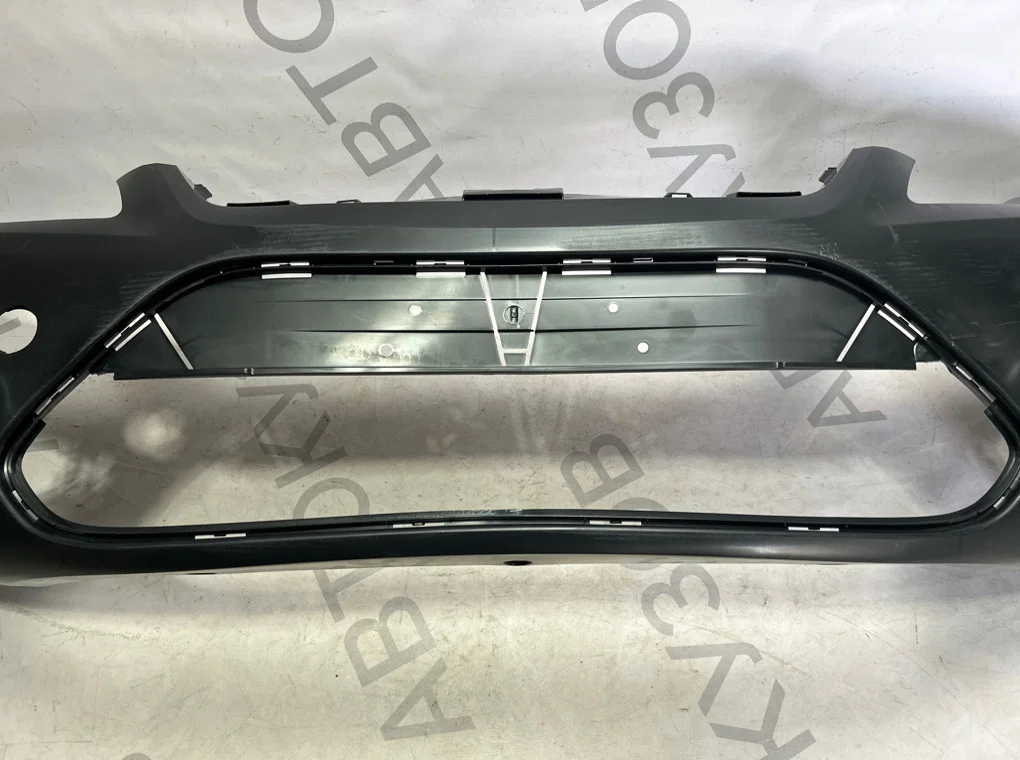 Бампер передний Ford Focus 2 2008-2011 - миниатюра 4