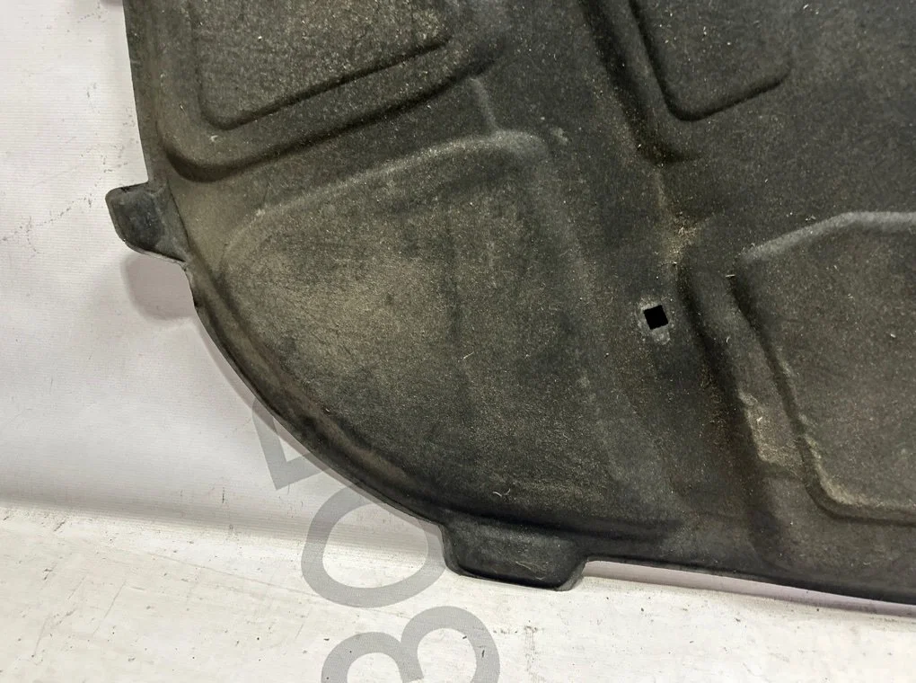 Шумоизоляция капота Audi A4 B8 2007-2015 - миниатюра 2