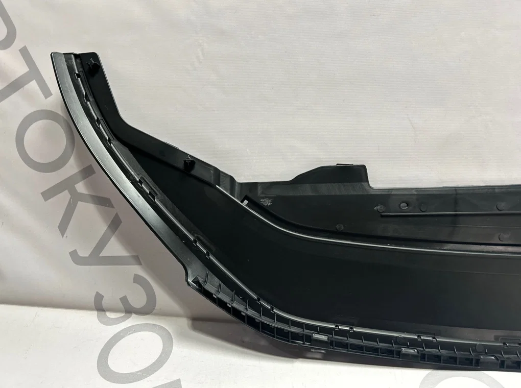 Юбка переднего бампера Volkswagen Golf 7 2012-2017 - миниатюра 6