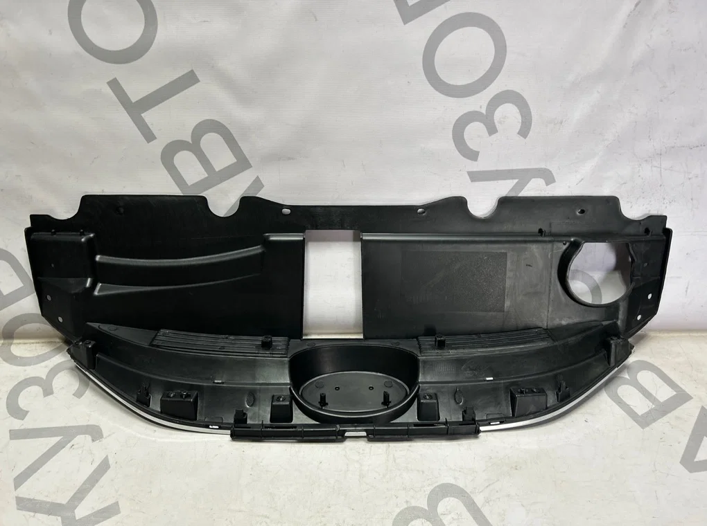Решетка радиатора Hyundai IX35 3 2010-2015 - миниатюра 6