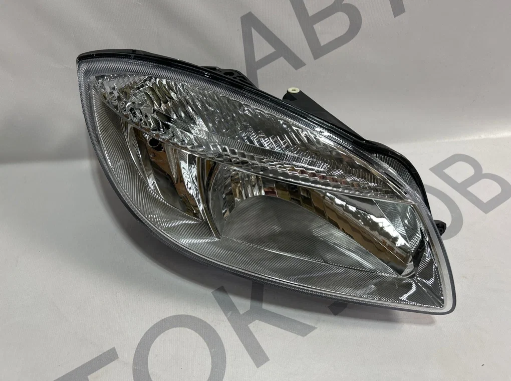 Фара правая Skoda Fabia 2 2007-2010 - миниатюра 2