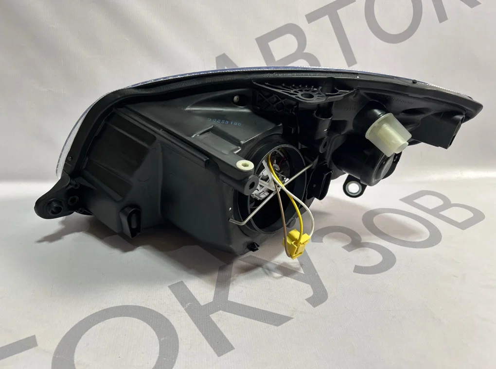 Фара правая Skoda Fabia 2 2007-2010 - миниатюра 5