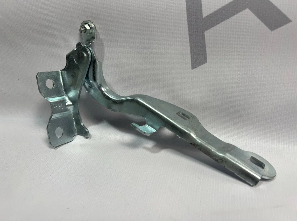 Петля капота правая Chevrolet Cruze J300 2009-2016 - миниатюра 2