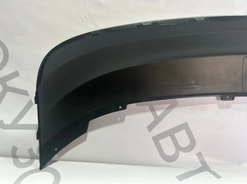 Юбка заднего бампера Skoda Rapid 1 2012-2020 - миниатюра 7