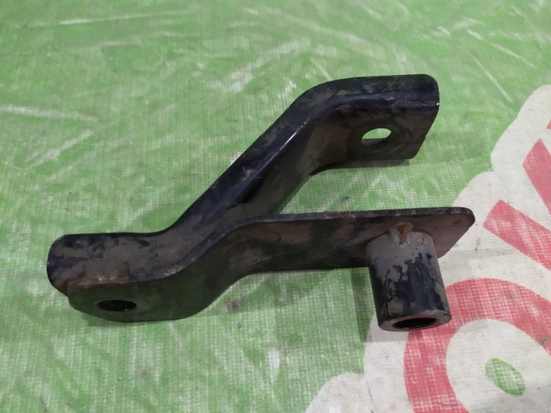 Кронштейн двигателя Nissan Qashqai J10 2006-2013 - миниатюра 2