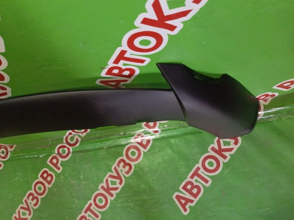Юбка переднего бампера Ford Mondeo 3 2000-2003 - миниатюра 2