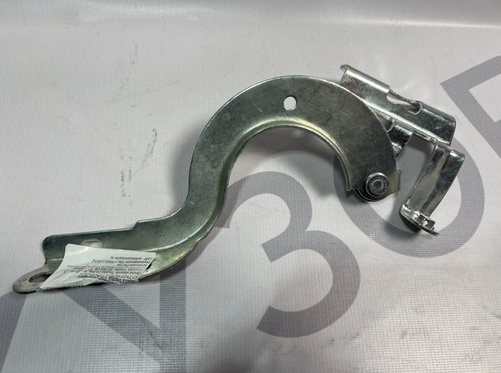 Петля капота левая Toyota Corolla 150 2006-2013 - миниатюра 8