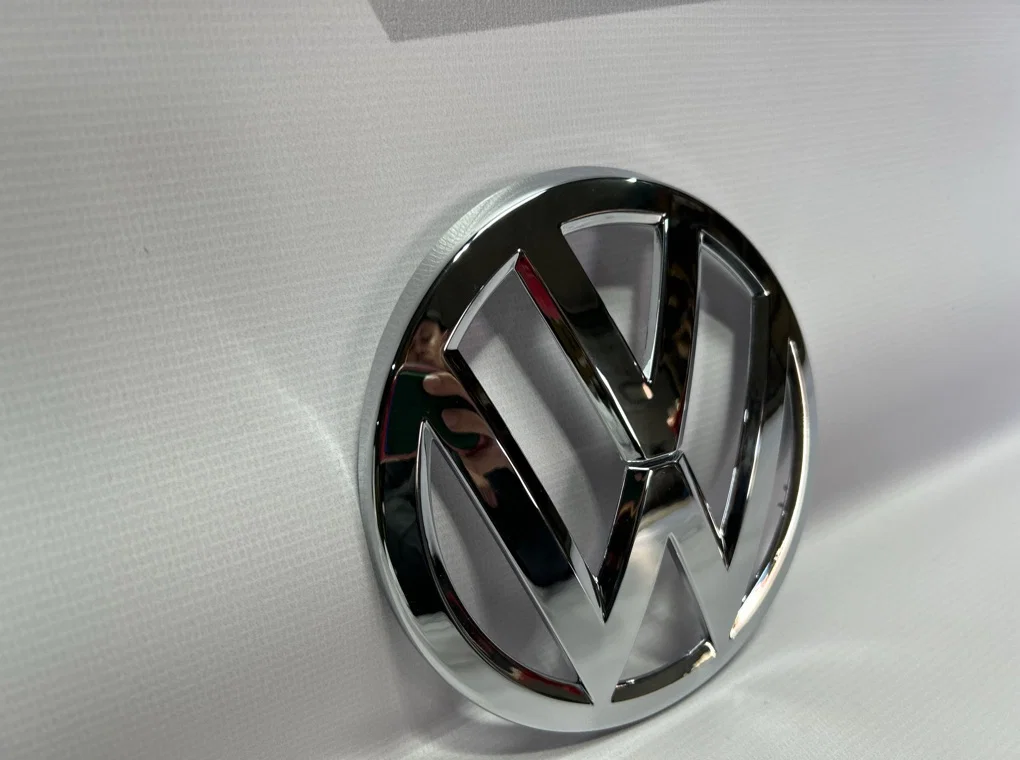 Эмблема Volkswagen Golf 7 - миниатюра 3
