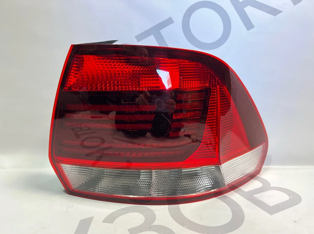 Фонарь задний правый Volkswagen Polo 5 2015-2020 - миниатюра 5