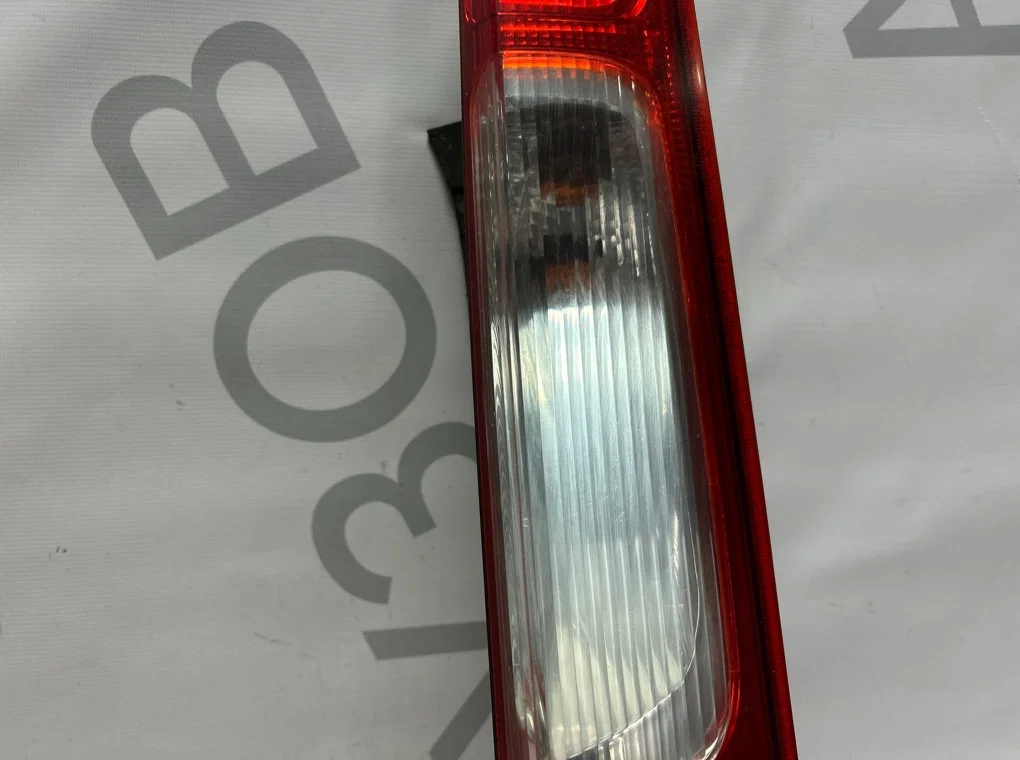 Фонарь задний правый Ford Focus 2 2006 - миниатюра 3