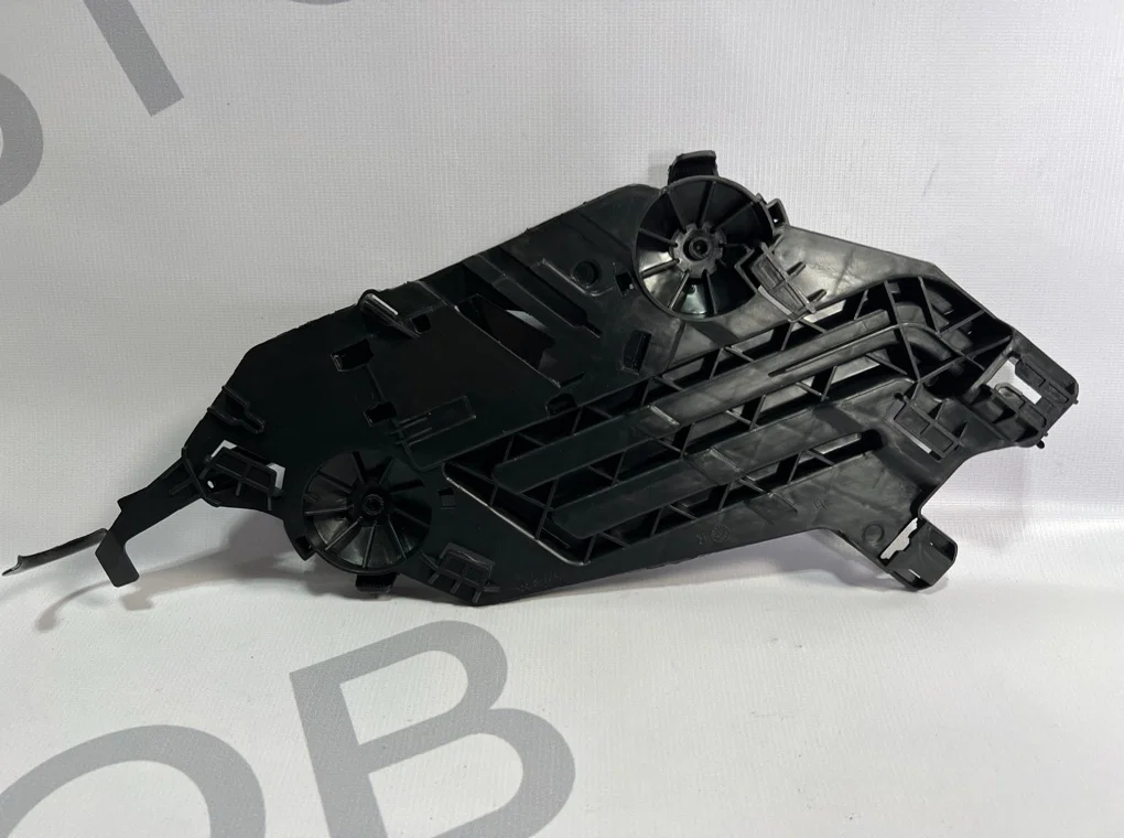 Кронштейн фары правый Skoda Octavia A5 2008-2013 - миниатюра 5