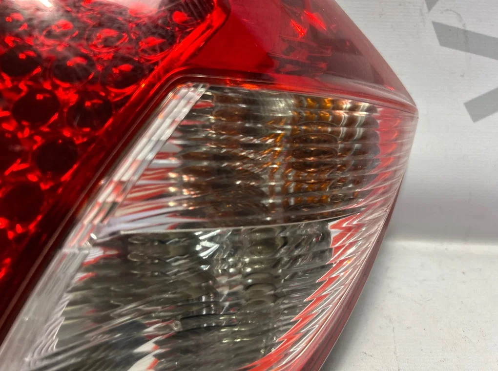 Фонарь задний правый Kia Ceed 1 ED 2010-2012 - миниатюра 6