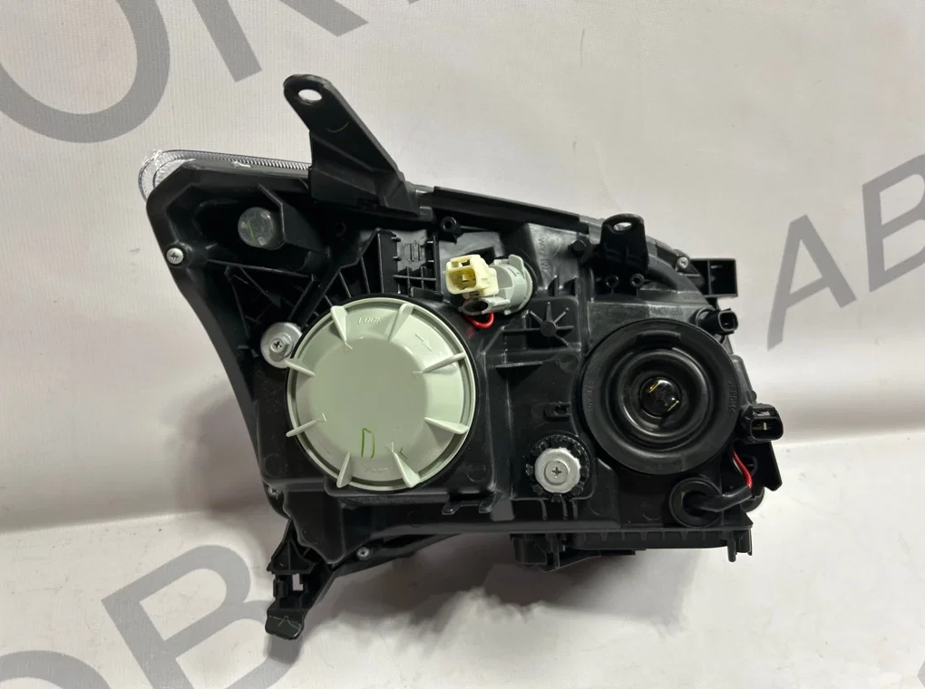 Фара левая Toyota Avensis 2 2006-2007 - миниатюра 6
