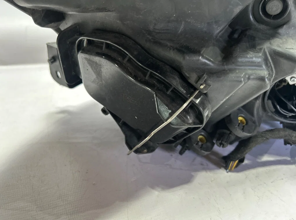 Фара левая Opel Corsa D 2010-2015 - миниатюра 8