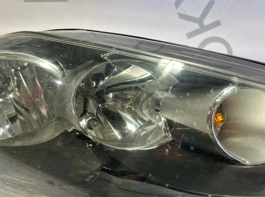 Фара правая Ford Fiesta 6 2012-2019 - миниатюра 3