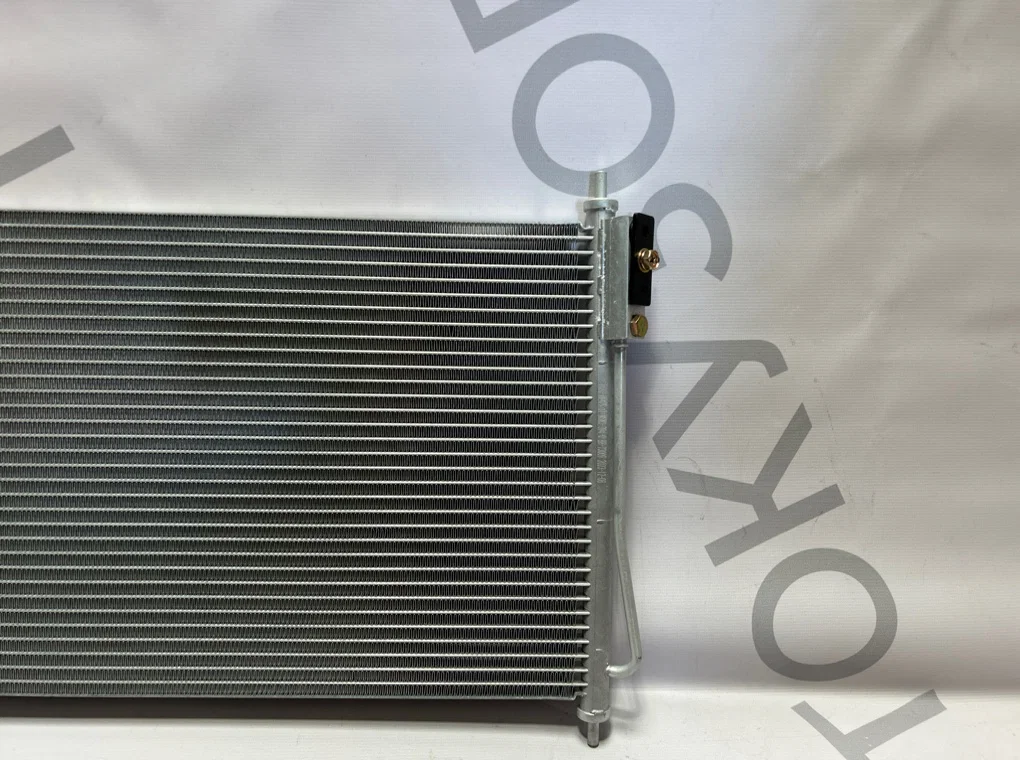 Радиатор кондиционера Nissan Teana J31 2003-2008 - миниатюра 4