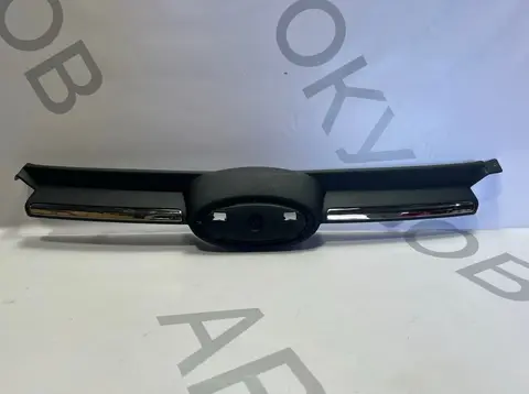 Решетка радиатора Ford Focus 3 2011-2015