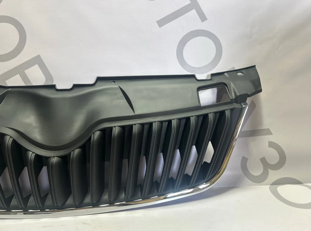 Решетка радиатора Skoda Octavia A7 2013-2016 - миниатюра 5