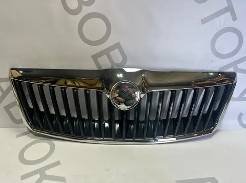 Решетка радиатора Skoda Octavia A5 2008-2013