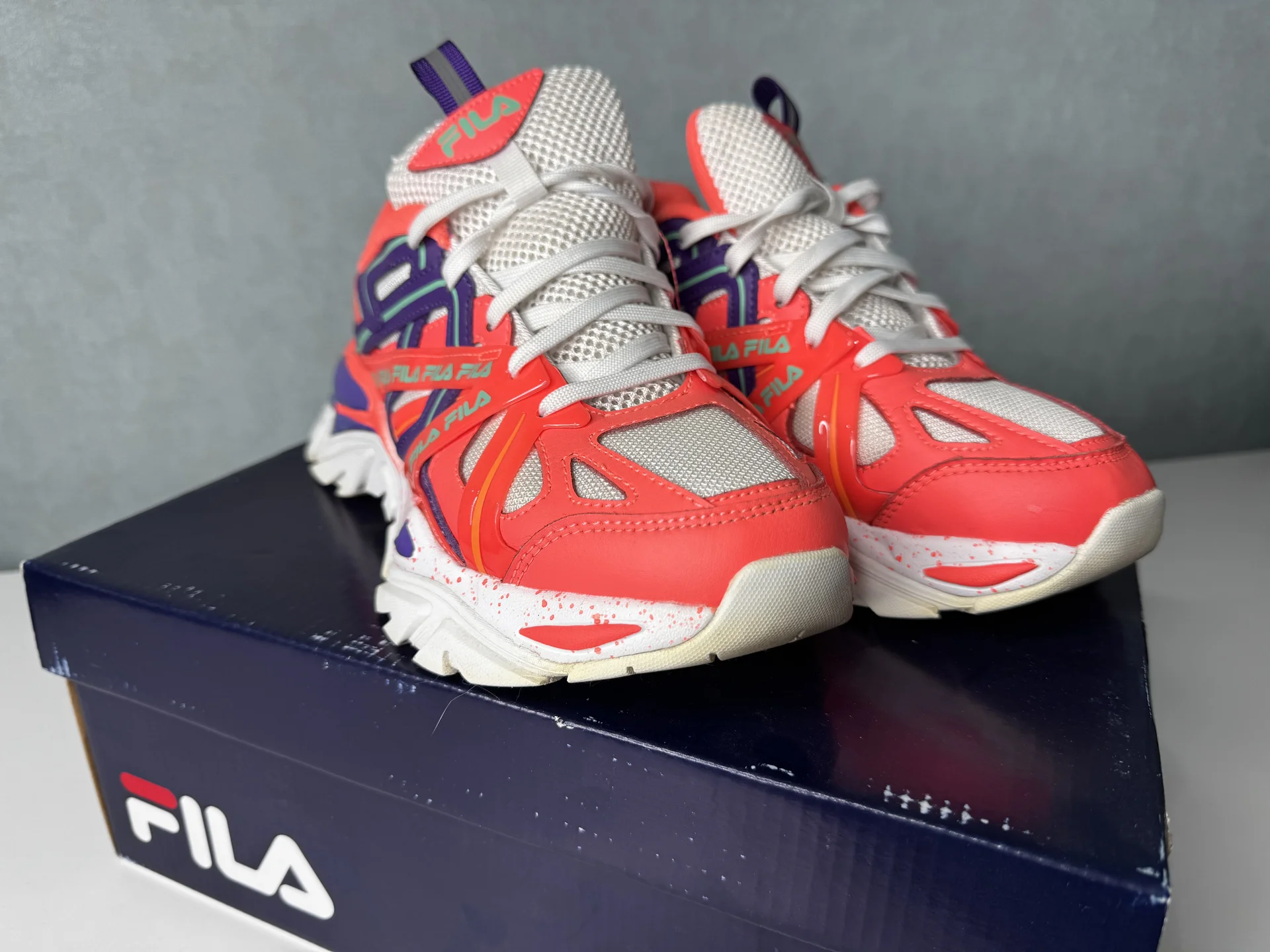 Кроссовки Fila "The one one" - миниатюра 2