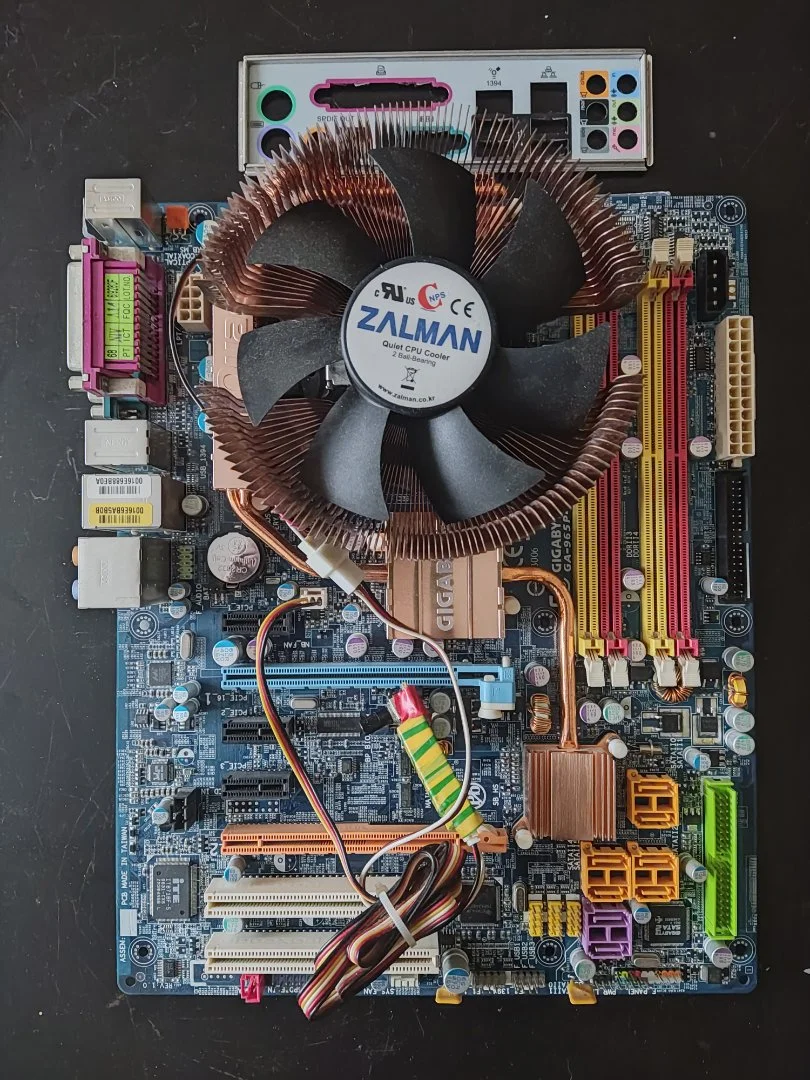 Материнская плата Gigabyte ga-965p-dq6 - изображение 1
