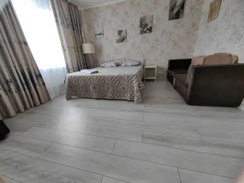 Квартира вблизи перинатального центра, ледовая арена Титан.
