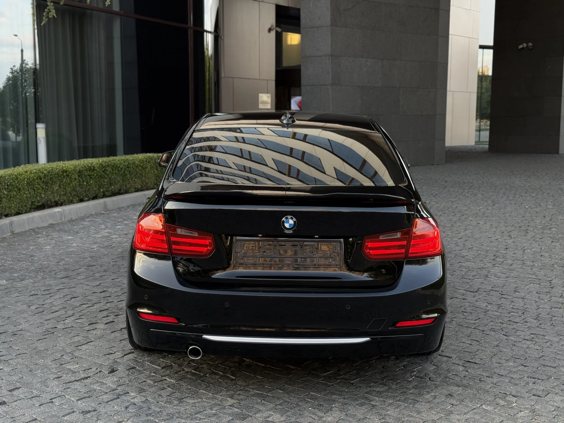 BMW F30 320d 2012г - миниатюра 8