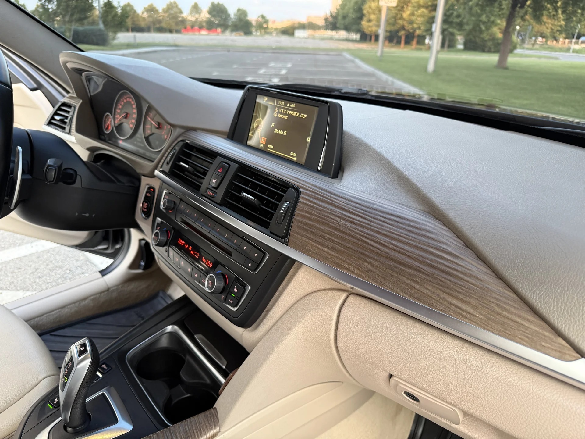 BMW F30 320d 2012г - миниатюра 21