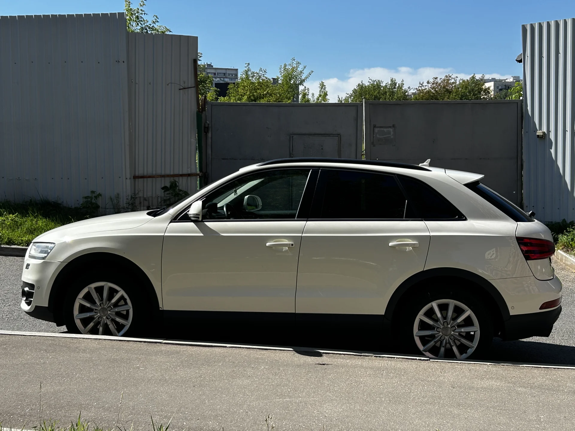 Audi Q3 - миниатюра 8