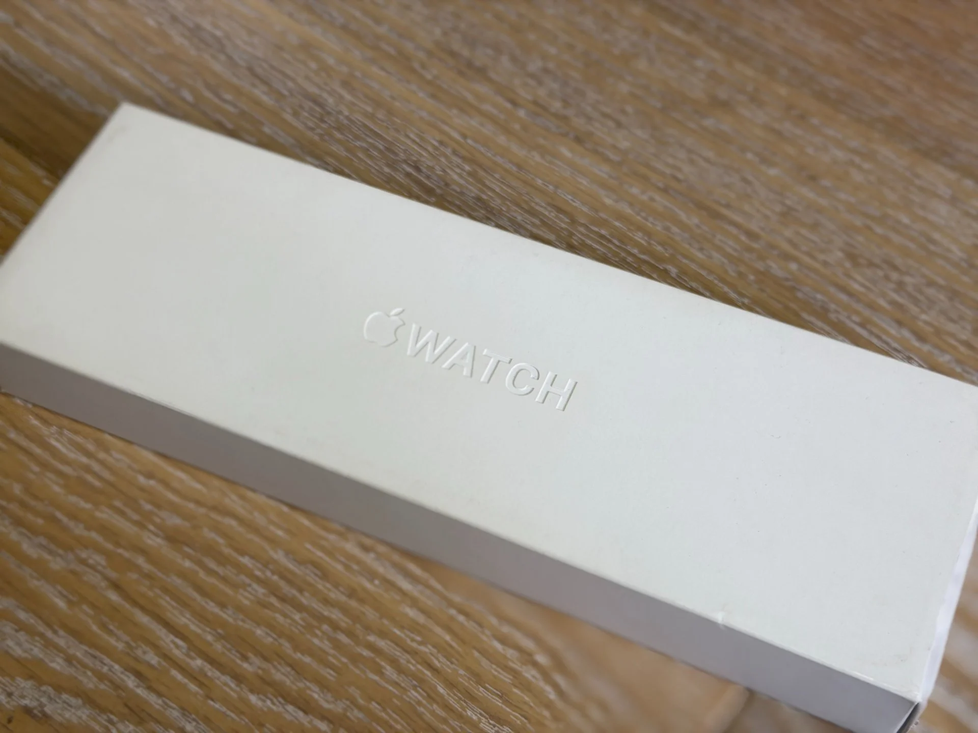Коллекция коробок Apple: MacBook Pro, iPhone, AirPods, Watch - миниатюра 14