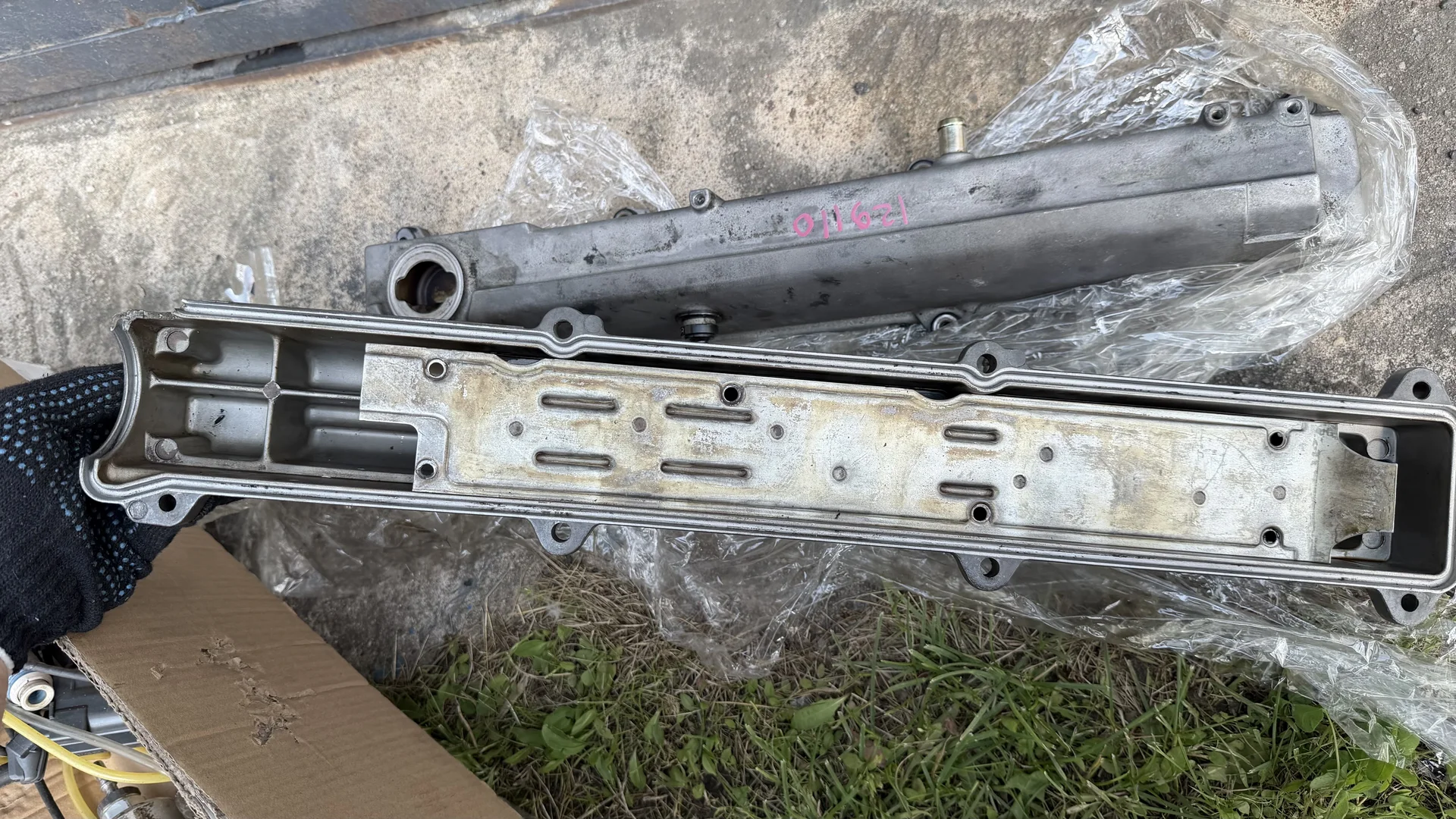 клапанные крышки 1 jzgte vvti - миниатюра 2