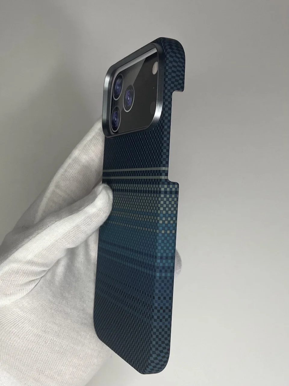 Чехол-бампер для iPhone 17 Pro Maх - миниатюра 4