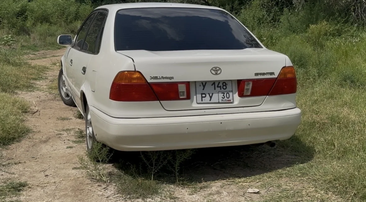 Toyota Sprinter - миниатюра 3