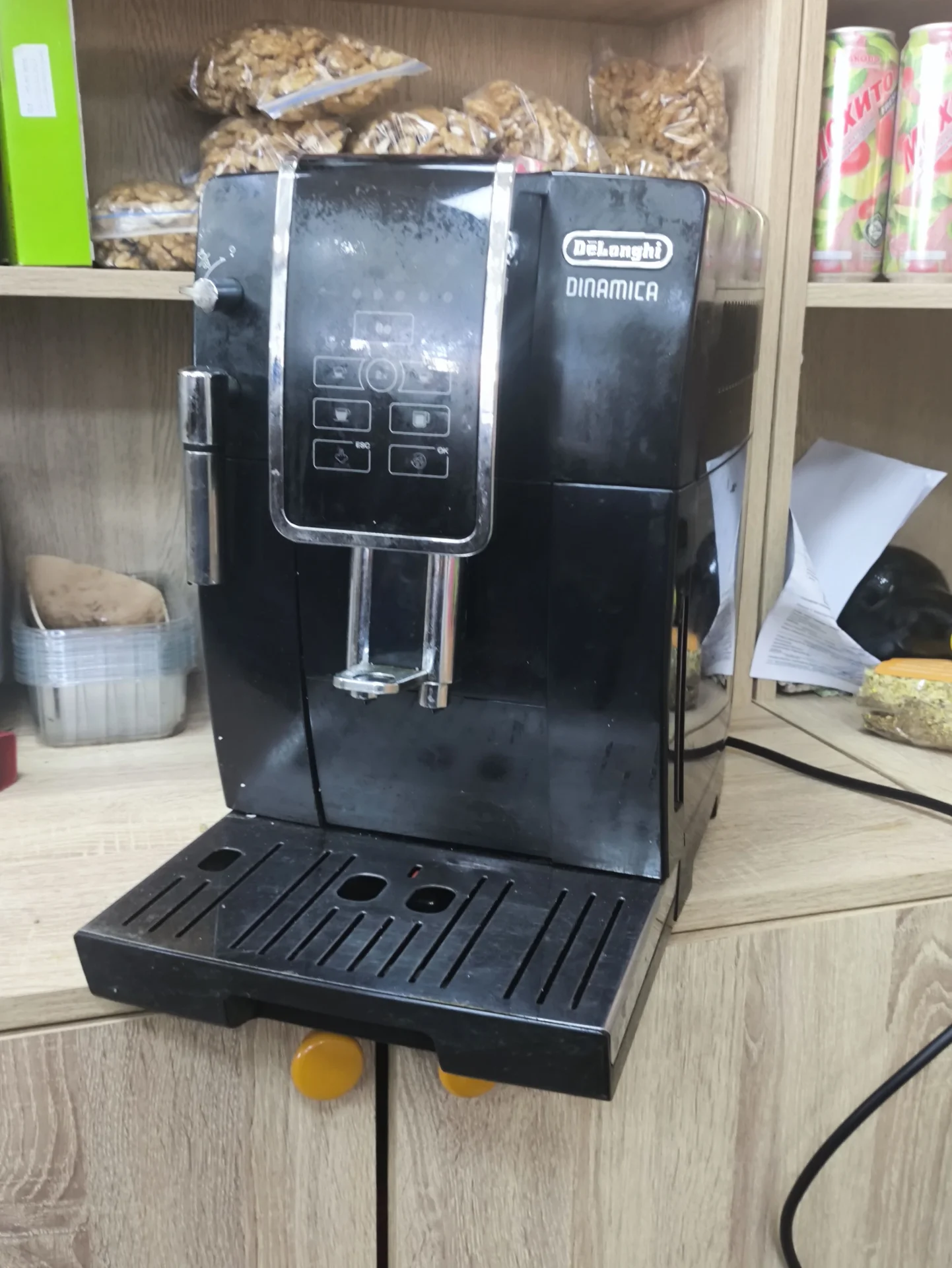 кофемашина De'Longhi Dinamica - миниатюра 3