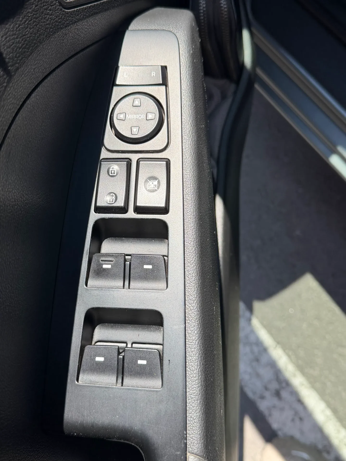 Hyunadi Elantra - миниатюра 9