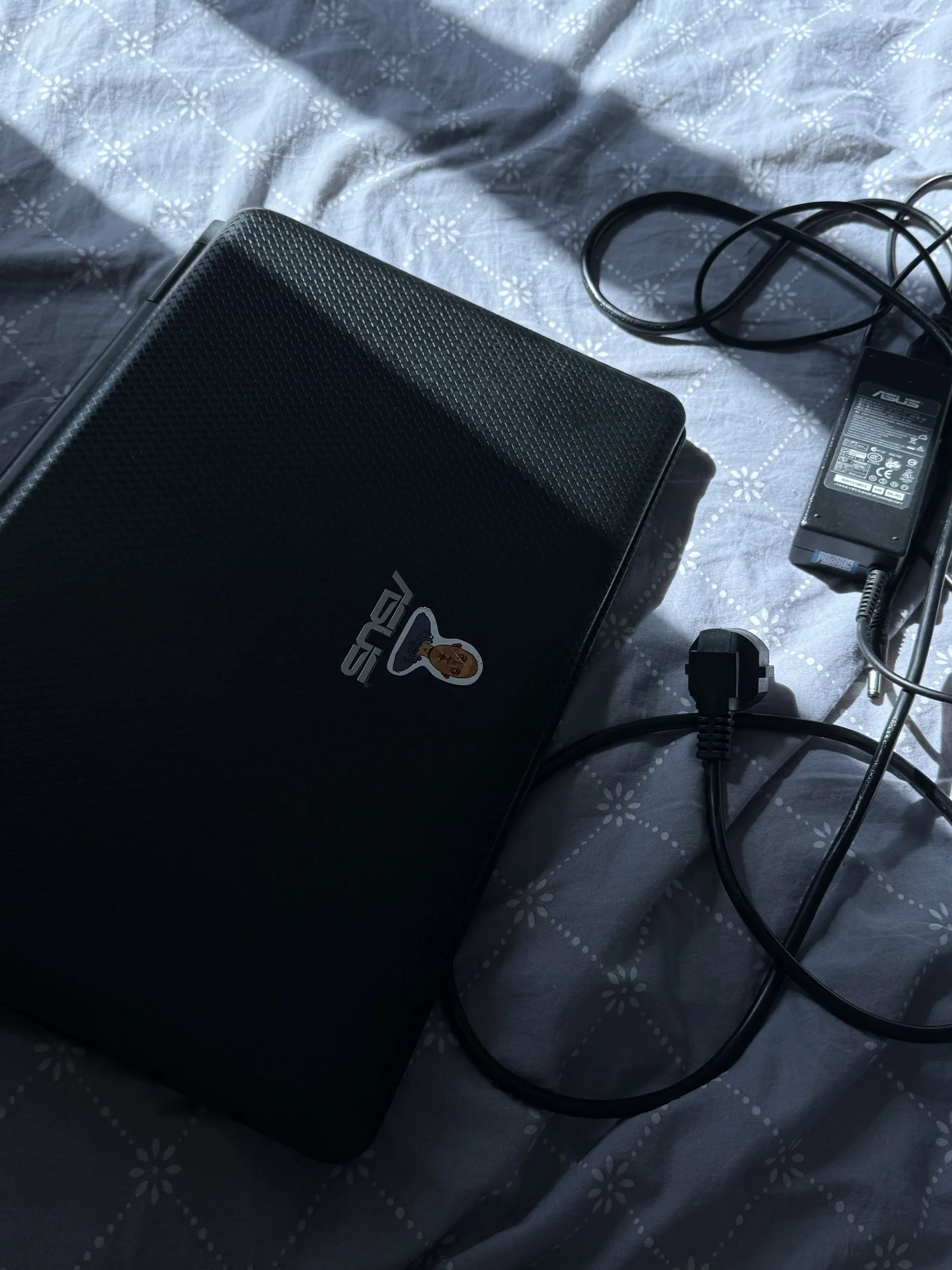 Ноутбук ASUS K50C, рабочий - миниатюра 2