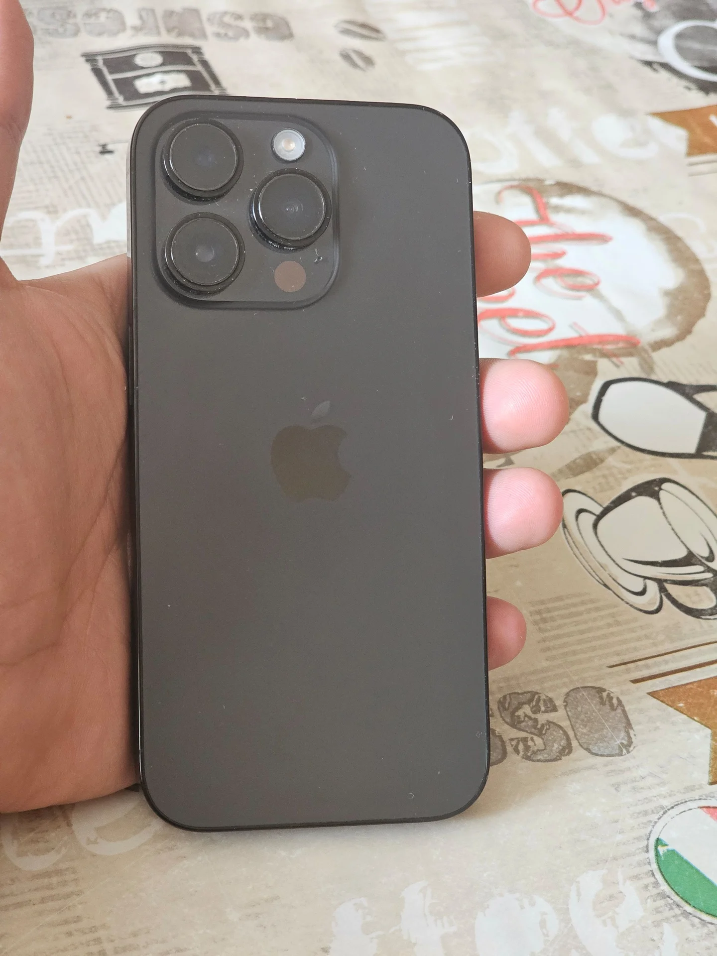 iPhone 14pro 256gb sim + esim - изображение 1