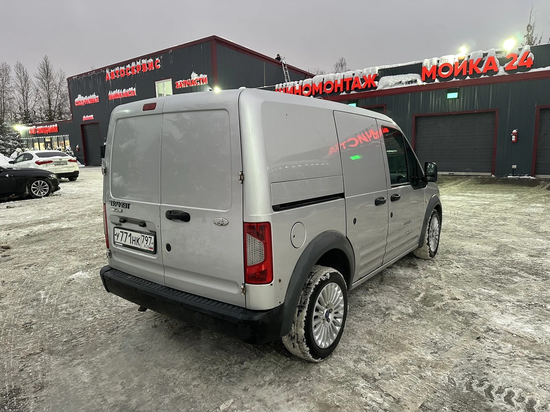 ford transit connect 2011 - миниатюра 5