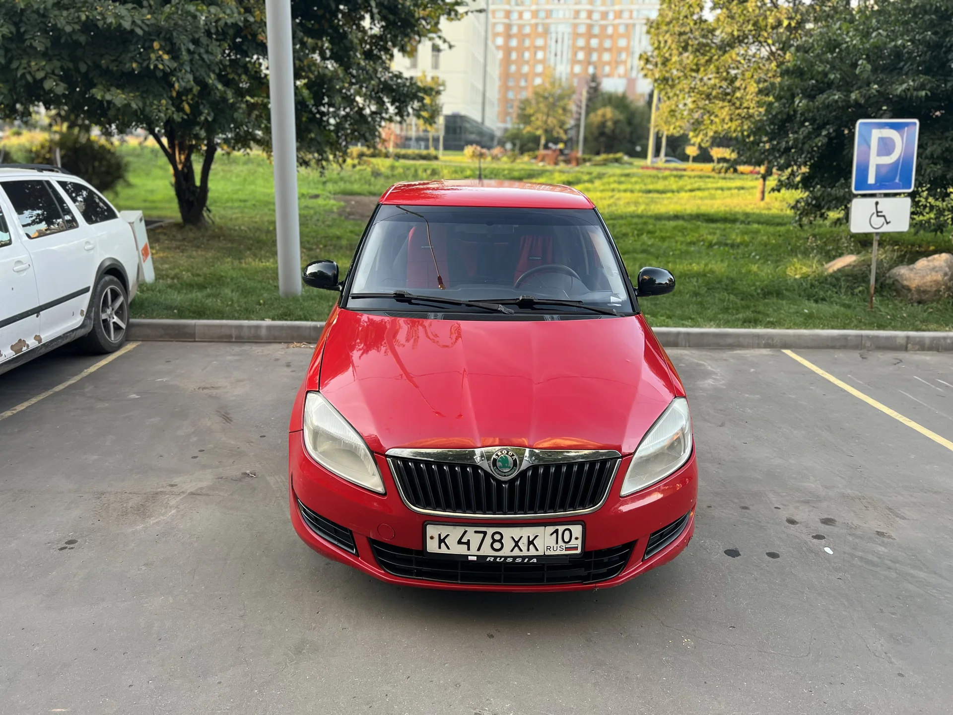 Skoda Fabia 2011 1.2 мт - миниатюра 2