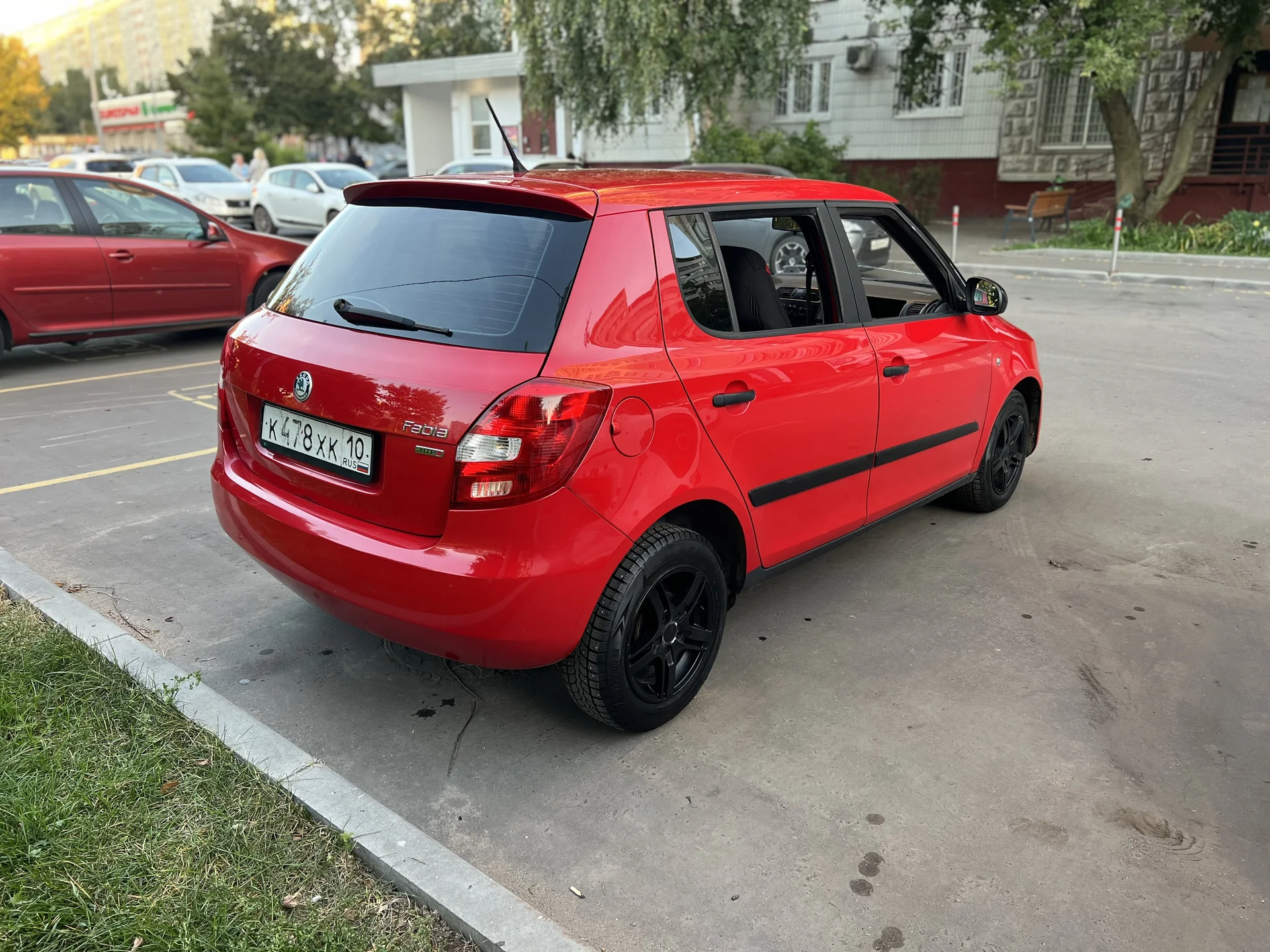 Skoda Fabia 2011 1.2 мт - миниатюра 4