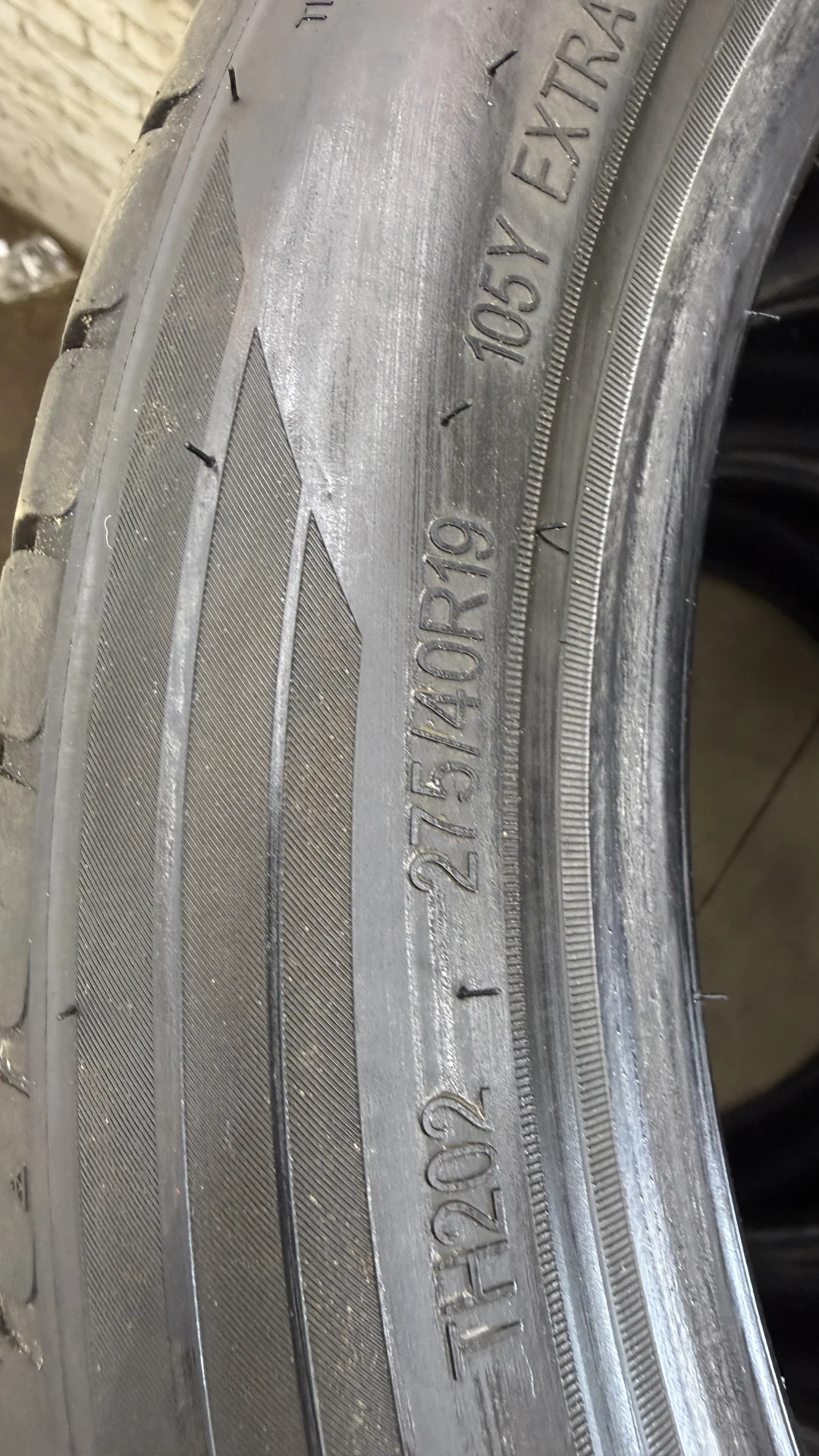 Triangle EffeXSport TH202 245/45 R19 и 275/40 R19 - миниатюра 3