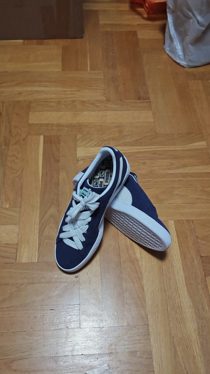Кроссовки/кеды Puma Suede Classic - видео 1