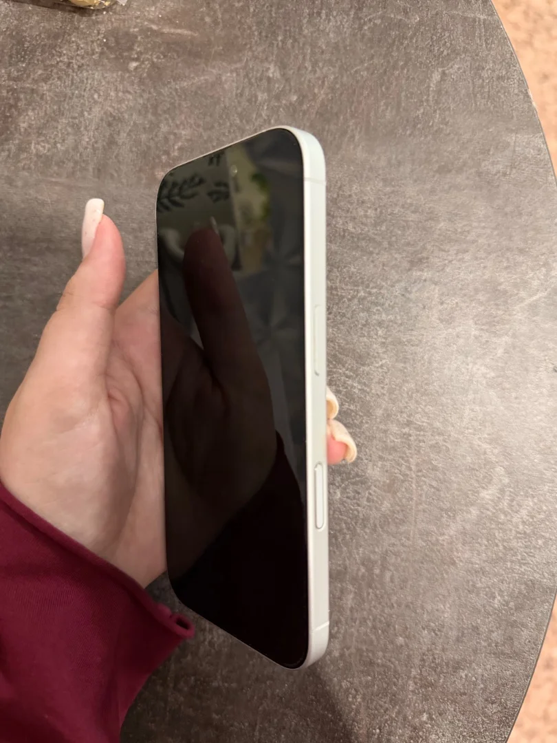 iPhone 16 256 ГБ SIM+ESim - миниатюра 4