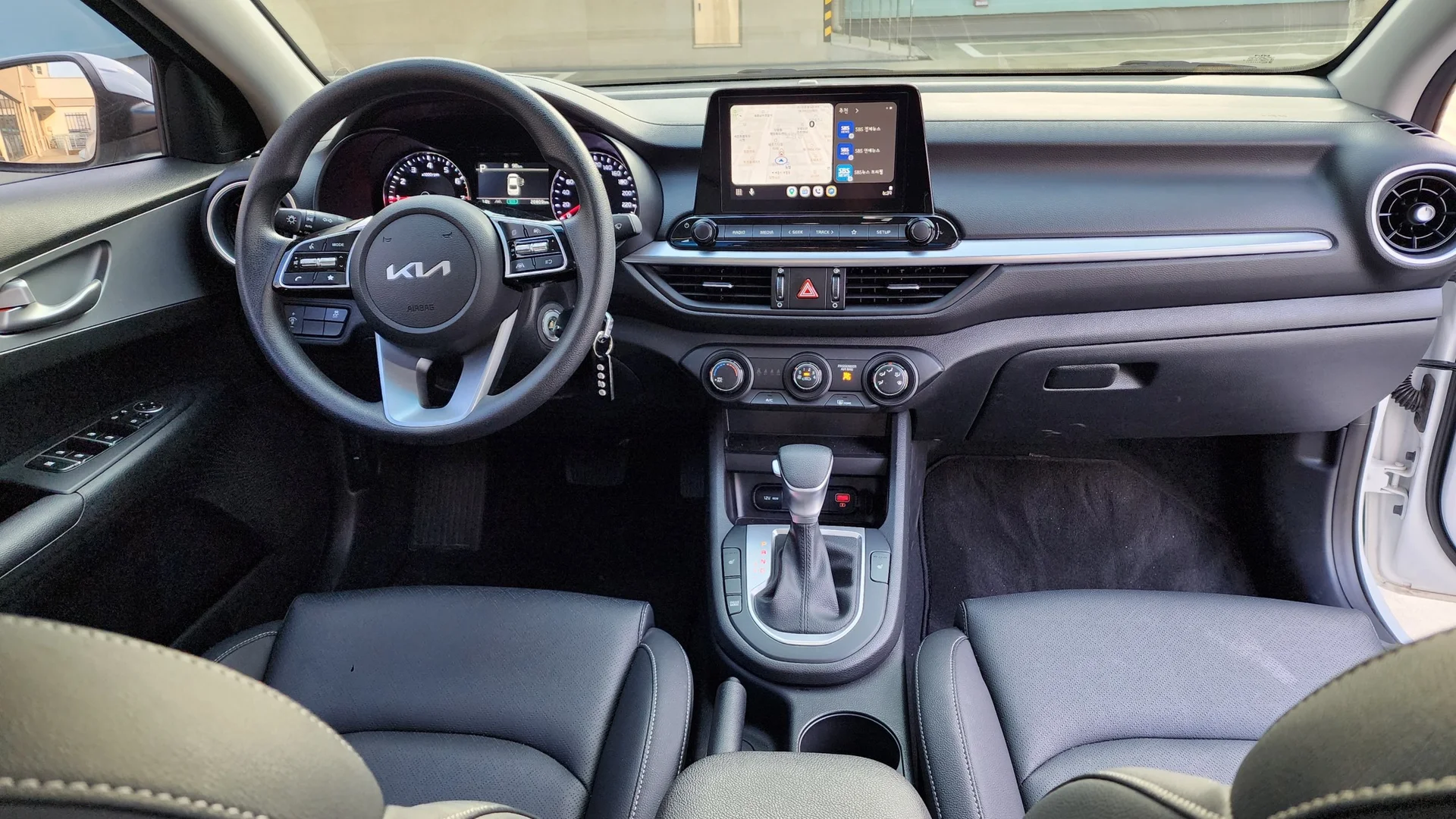 Kia K3 - миниатюра 13
